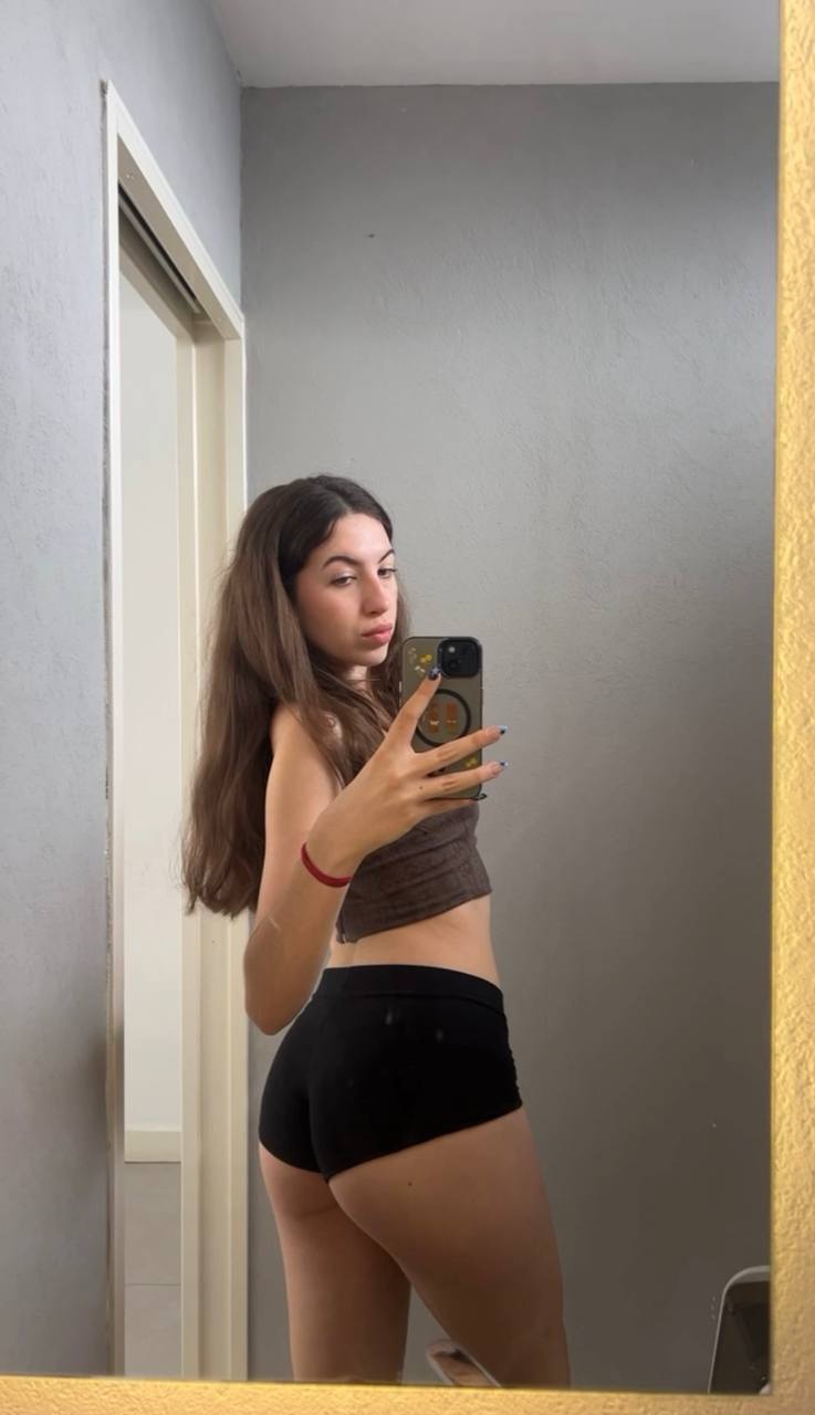 Amber in her underwear in Morelia