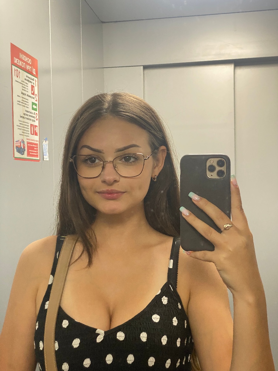 Sexy model Stacy in Morelia